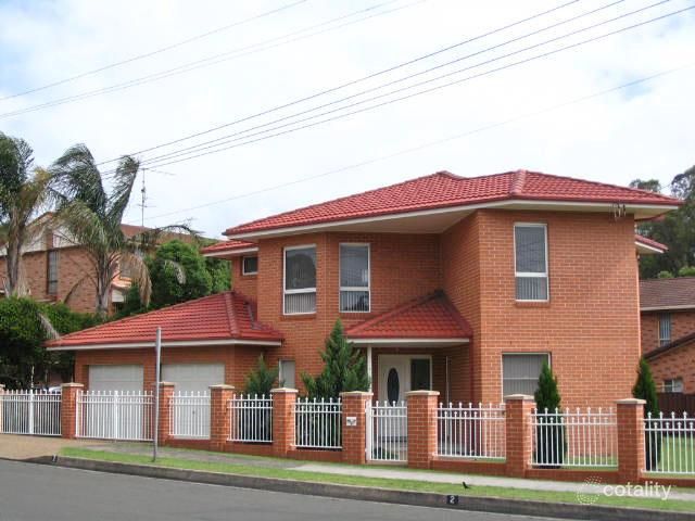 2 Heaslip St, Coniston, NSW 2500