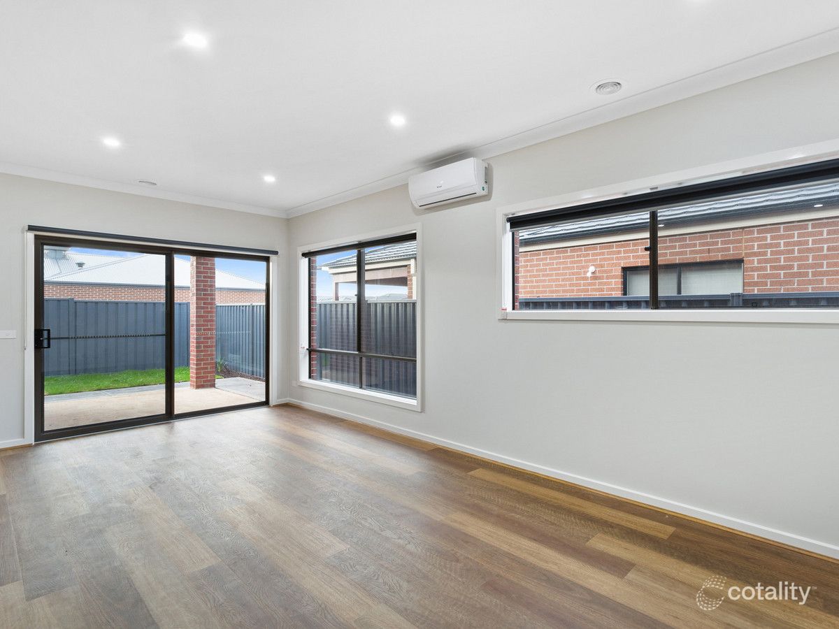20 Bluff Ave, Weir Views, VIC 3338