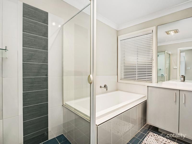 21 Redgum Cct, Aberglasslyn, NSW 2320