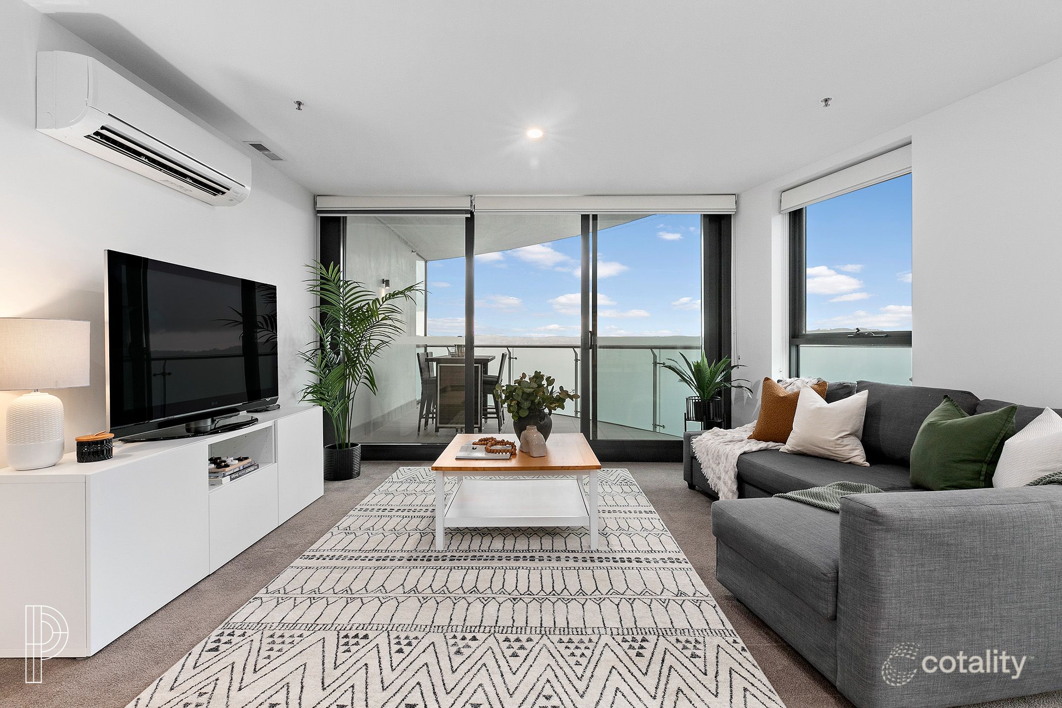 329/1 Anthony Rolfe Ave, Gungahlin, ACT 2912