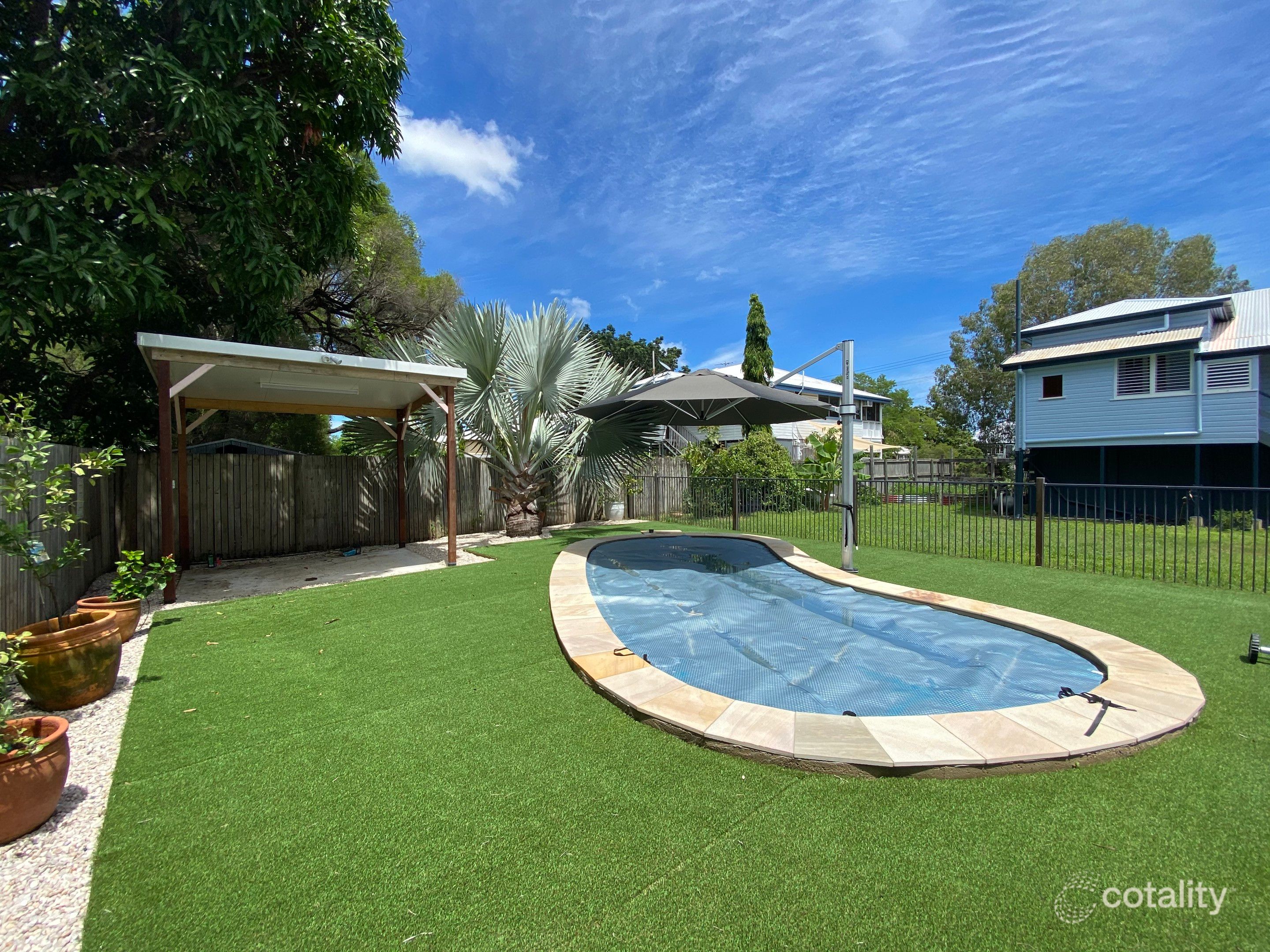 72 Queens Rd, Hermit Park, QLD 4812