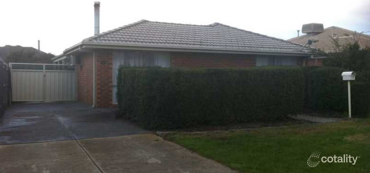 11 Gunnawarra Rd, Kurunjang, VIC 3337