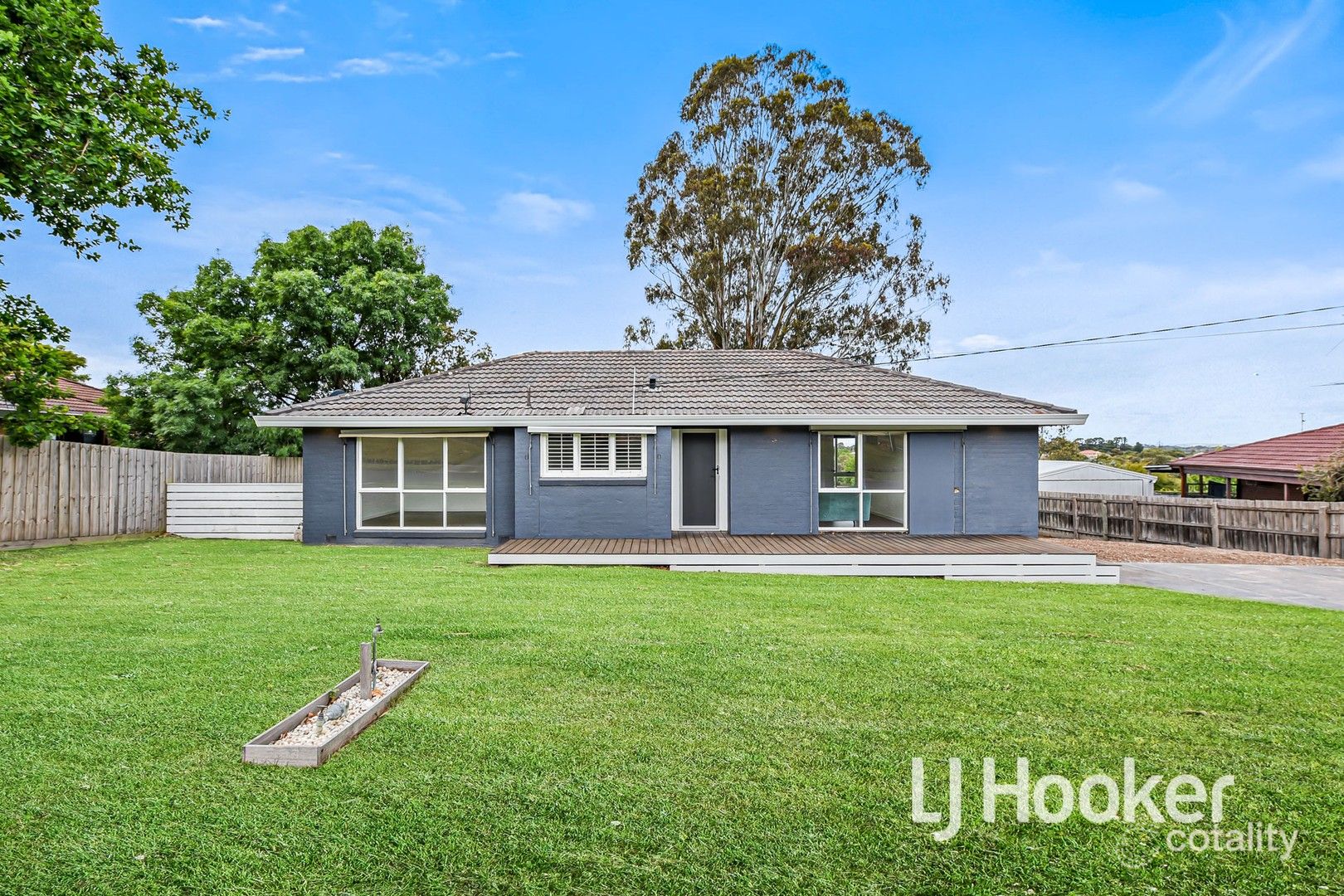 40 Gardenia St, Pakenham, VIC 3810