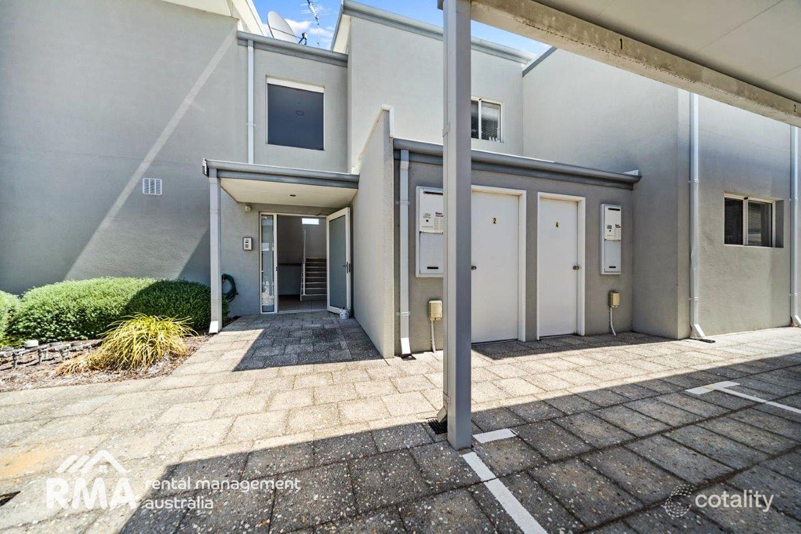 2/1 Elsbury App, Clarkson, WA 6030