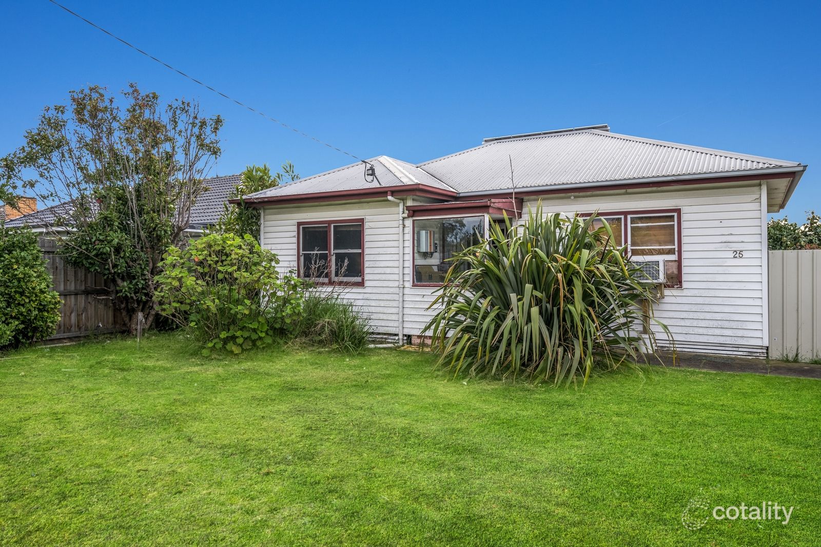 25 Townsend Rd, Whittington, VIC 3219