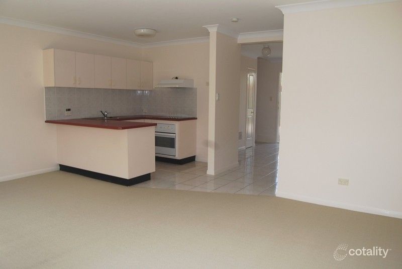 2/155 Pine St, Wynnum, QLD 4178