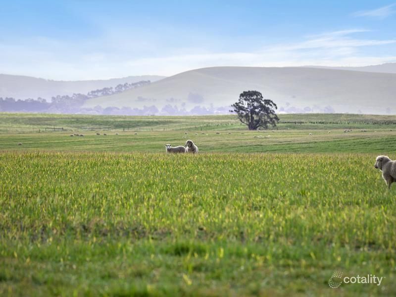 3054 Romsey Rd, Chintin, VIC 3756