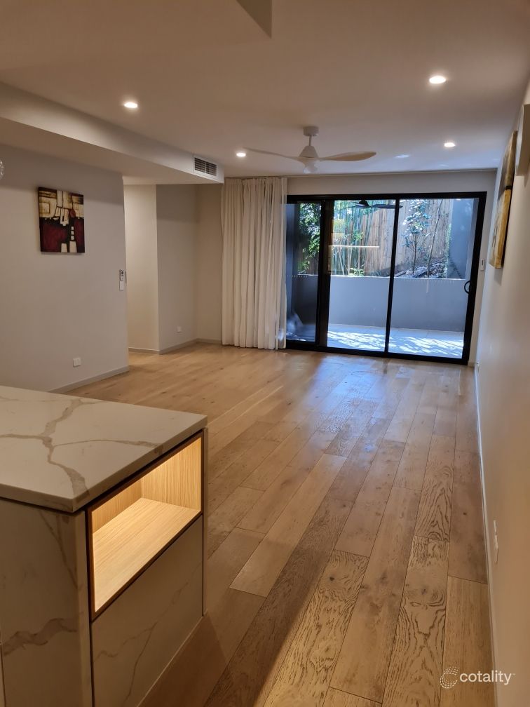 4/11 Priory St, Indooroopilly, QLD 4068