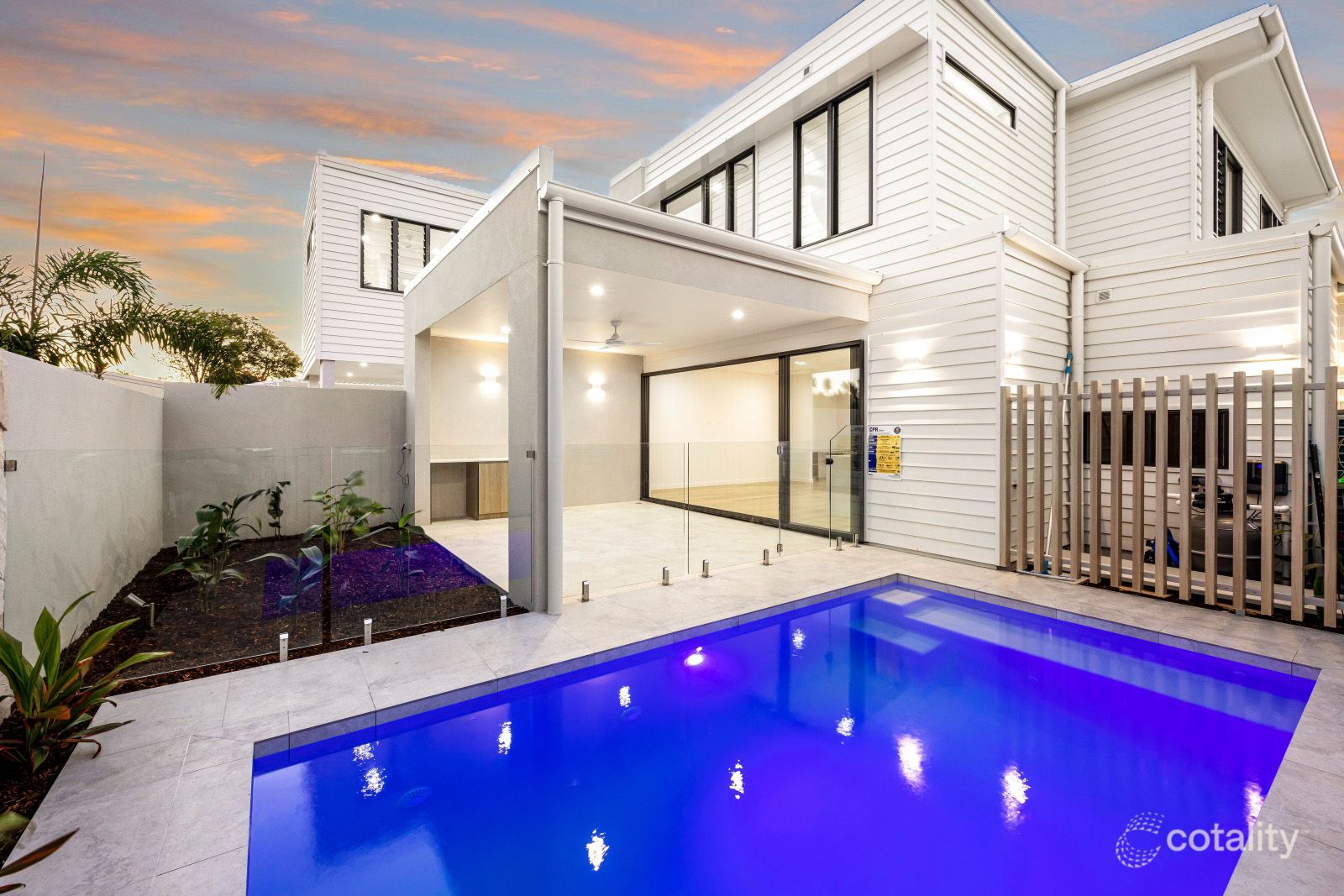 1/8 Tagera St, Warana, QLD 4575