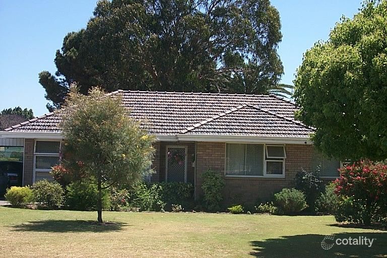 48 La Grange St, Innaloo, WA 6018
