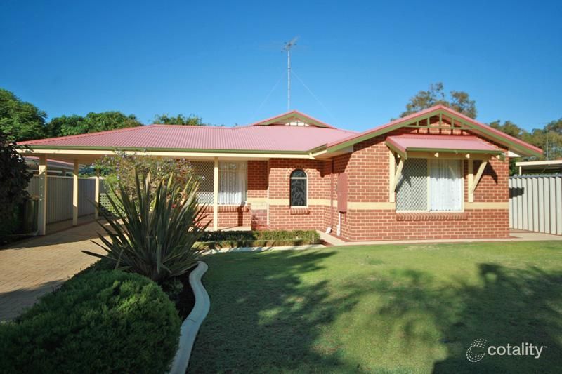 8a Crowthorn Crss, Erskine, WA 6210