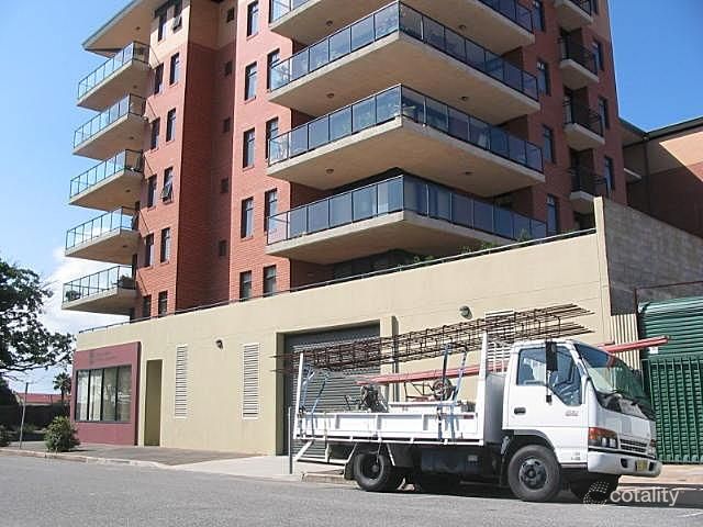 302/4 Ravenshaw St, Newcastle West, NSW 2302