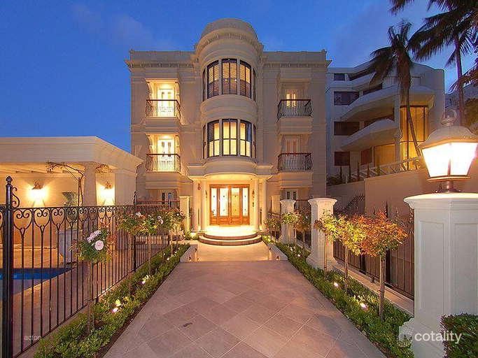 4/12 The Avenue, Crawley, WA 6009