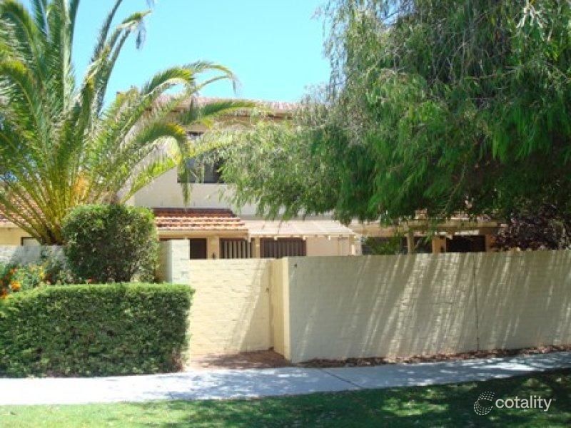 4/170 Labouchere Rd, Como, WA 6152