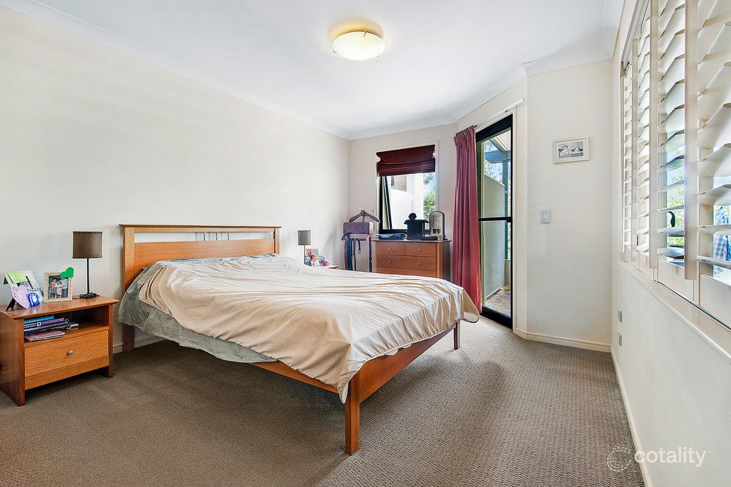1062/1 The Cove Cres, Carrara, QLD 4211