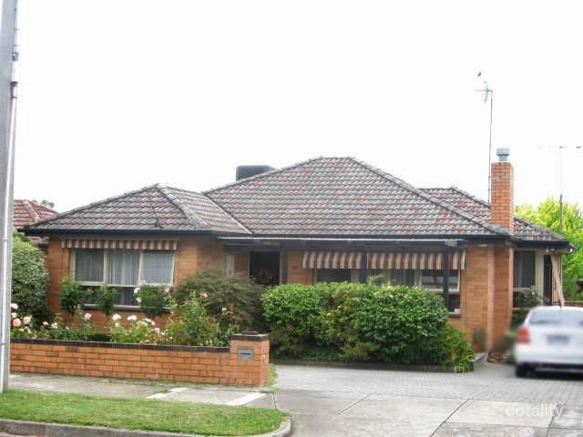 39 Rochdale Dr, Burwood East, VIC 3151