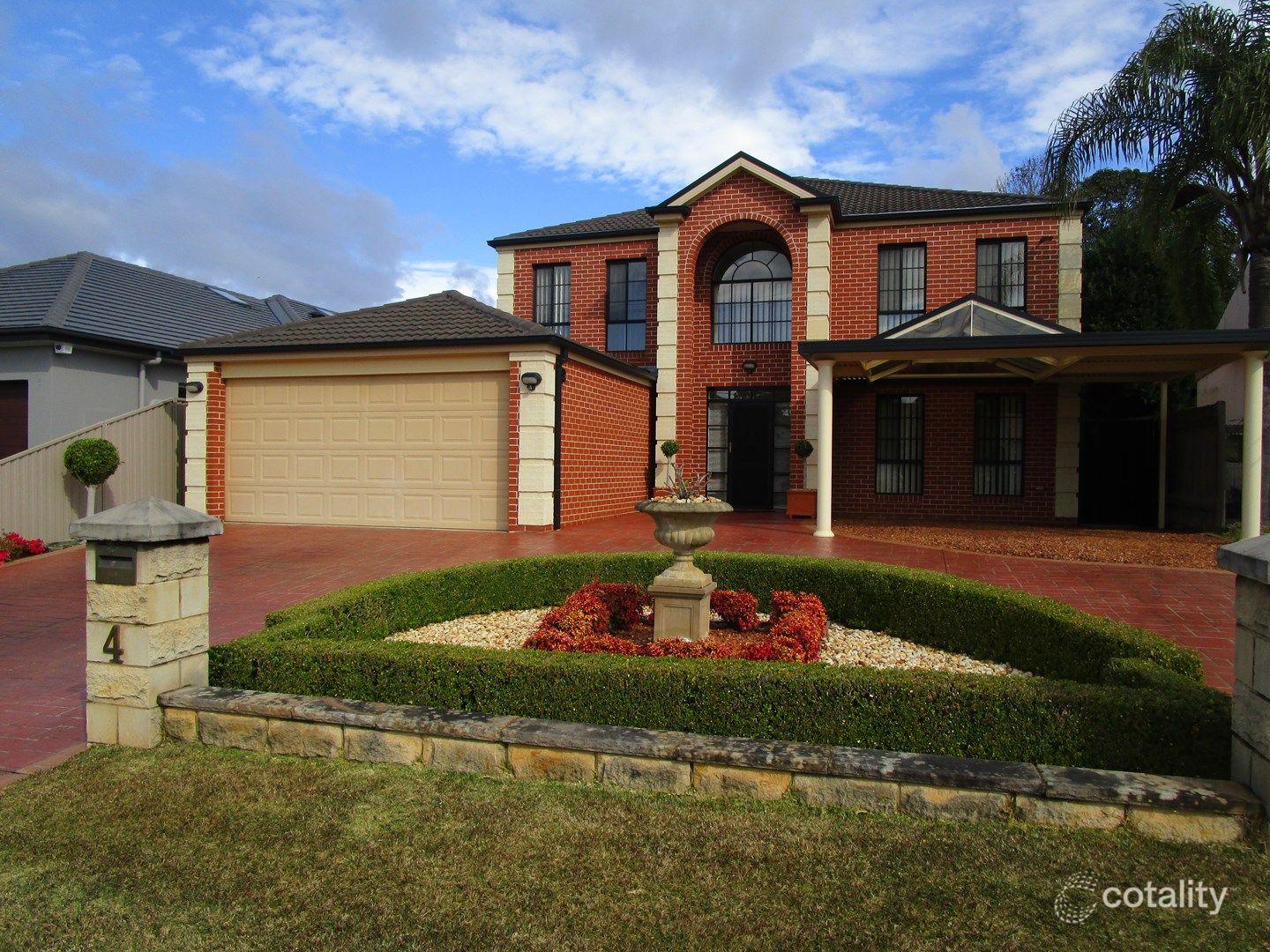 4 Stretham Ave, Picnic Point, NSW 2213