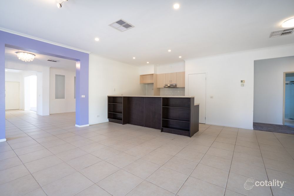 108 Stagecoach Bvd, South Morang, VIC 3752