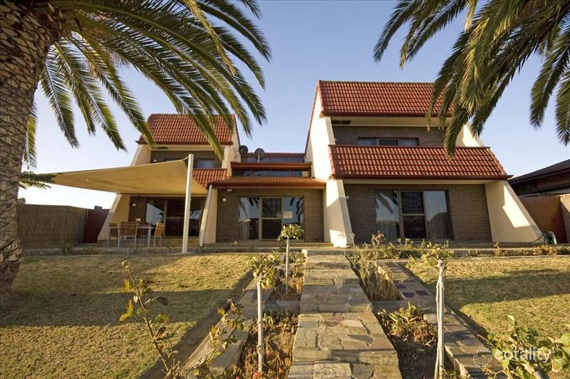 77a Sir John Marks Dr, West Lakes, SA 5021