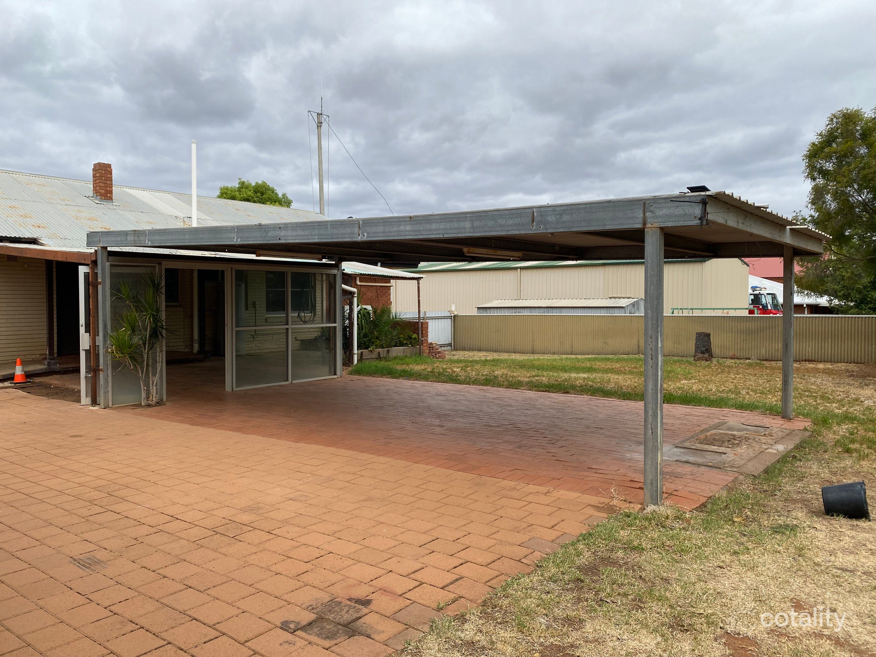 37 Barton St, Cobar, NSW 2835