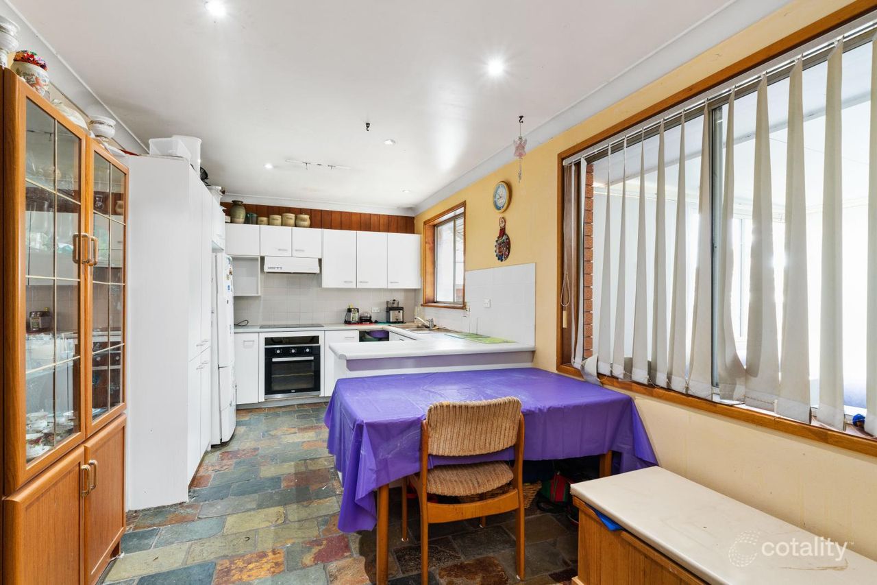 22 Grieve Cres, Milperra, NSW 2214