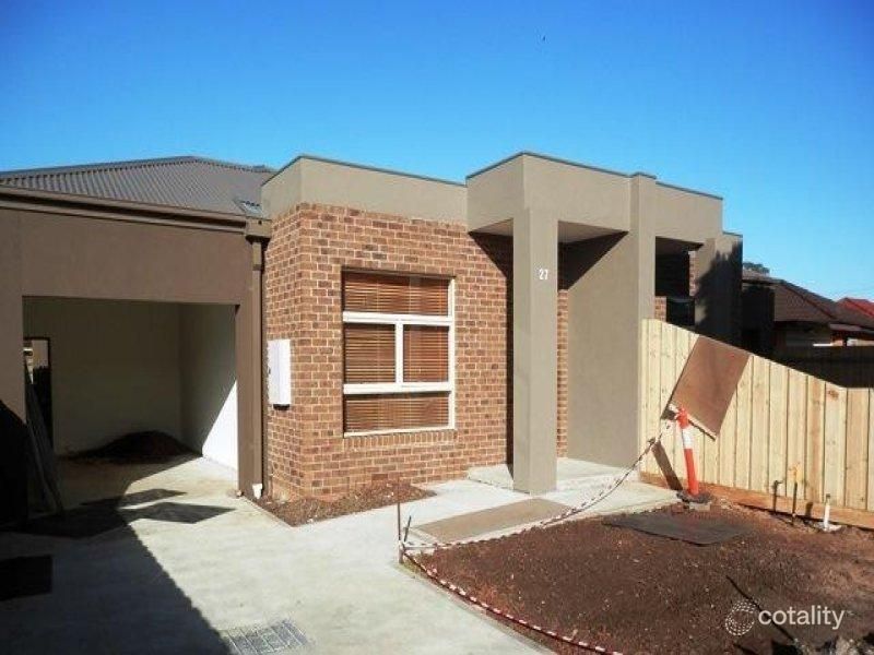 27 Fawkner Cres, Keilor East, VIC 3033