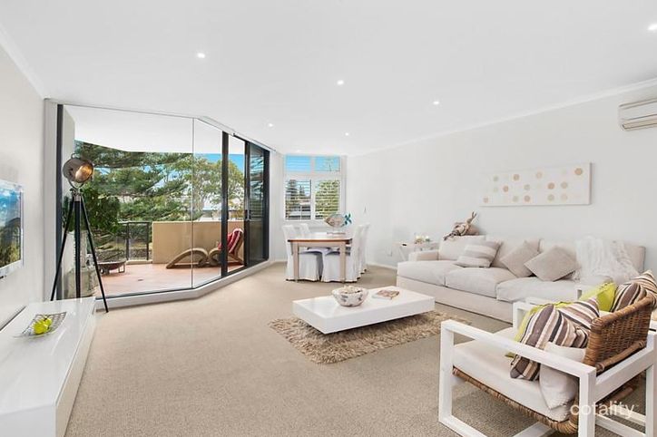 201/2 Hollingworth St, Port Macquarie, NSW 2444