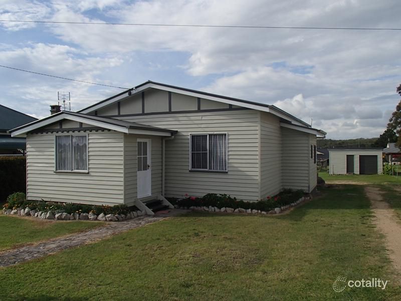 8 Connor St, Stanthorpe, QLD 4380