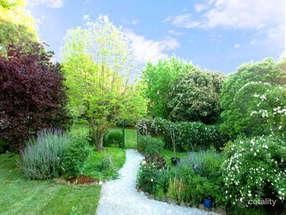 80 Whitehorse Rd, Blackburn, VIC 3130