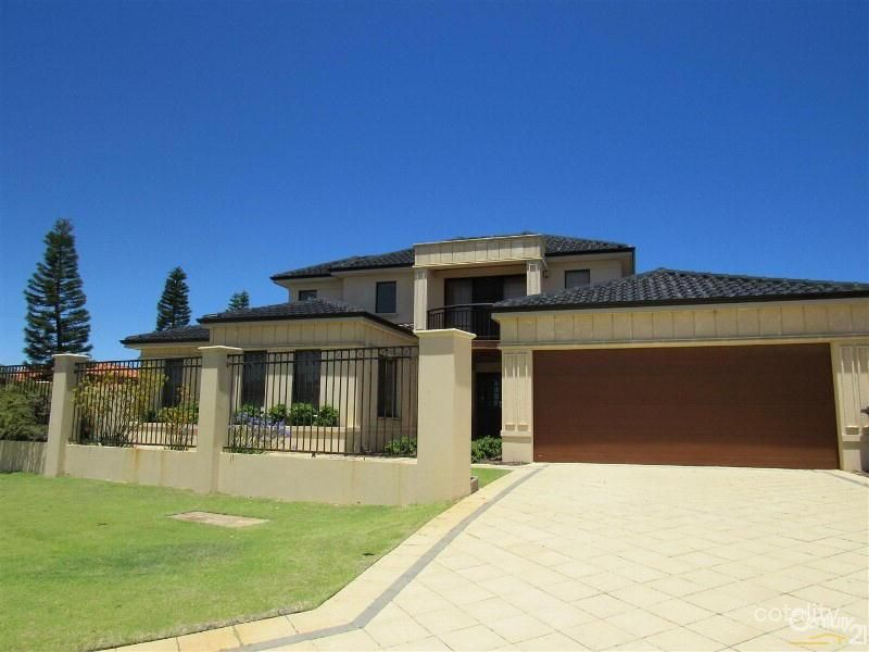 24 Bancoura Pkwy, Secret Harbour, WA 6173