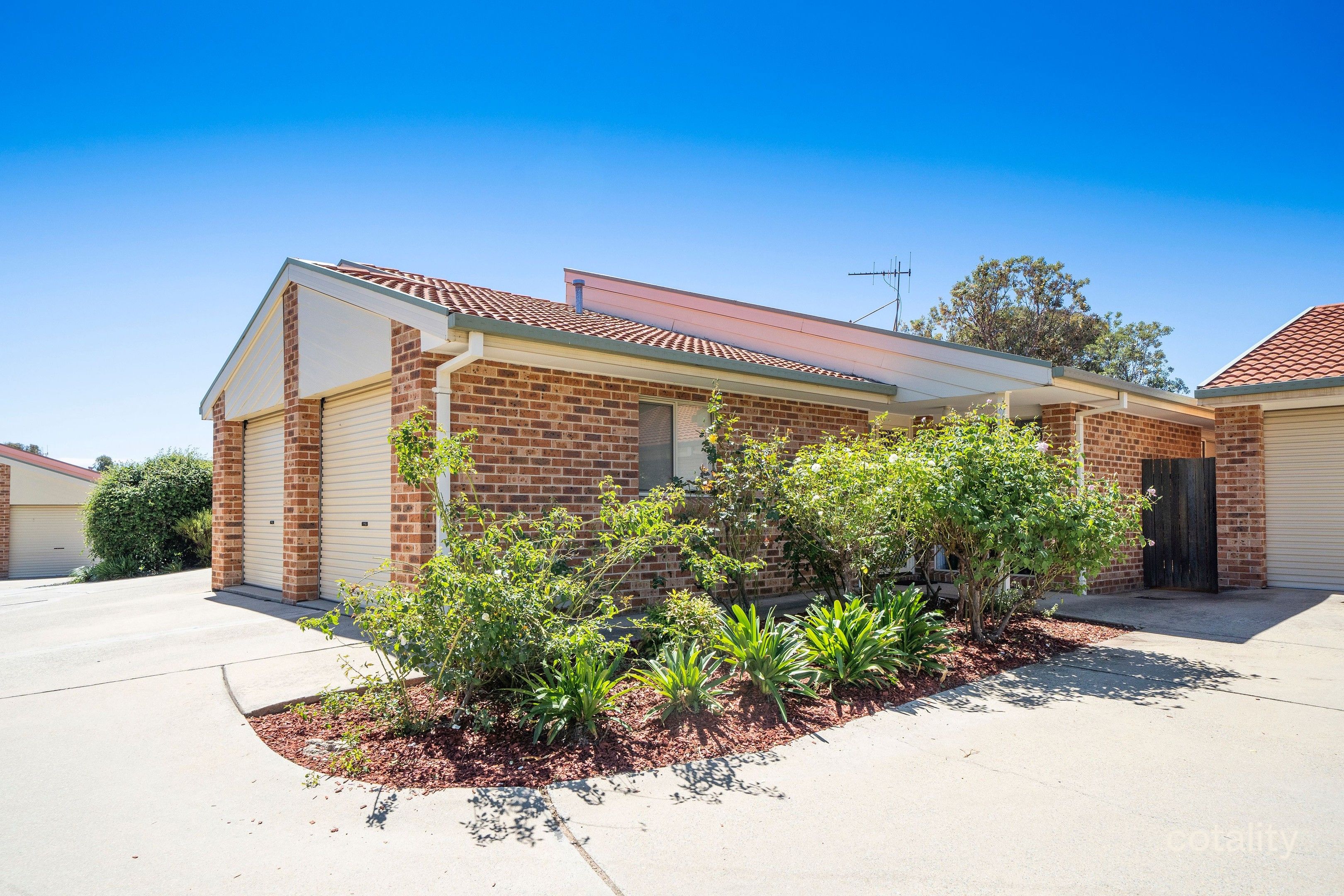 12/60 Jacaranda Dr, Jerrabomberra, NSW 2619