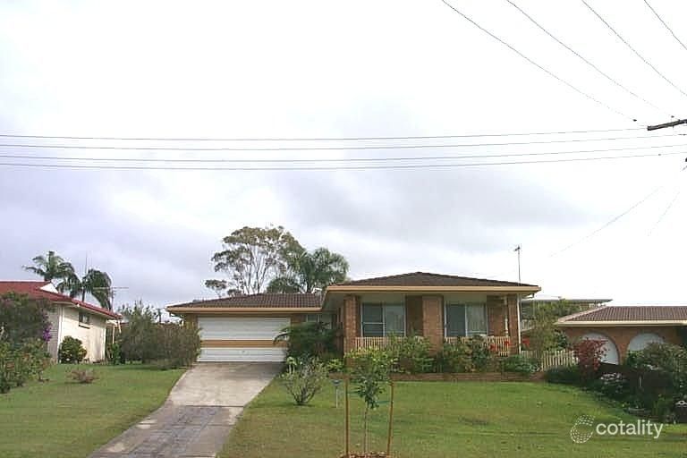 66 Coonowrin St, Battery Hill, QLD 4551