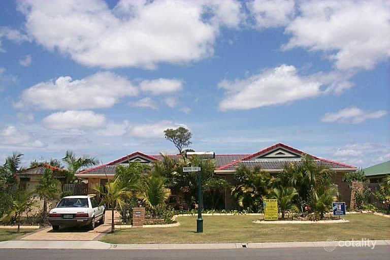 9 Magpie Ct, Eli Waters, QLD 4655