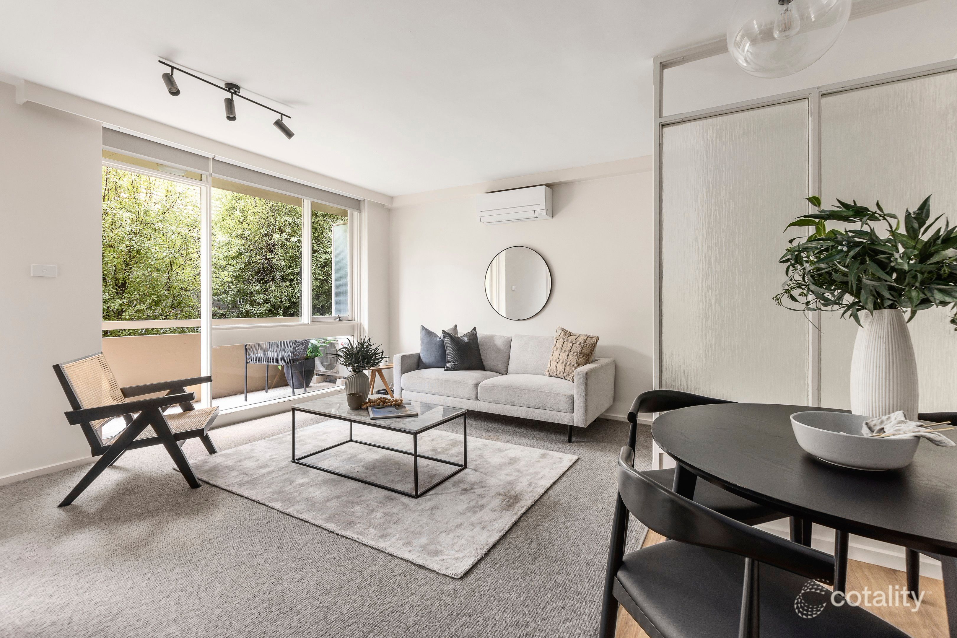 2/52 Sutherland Rd, Armadale, VIC 3143