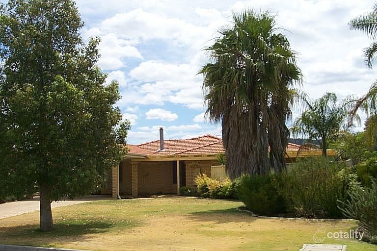 17 Troon Pl, Camillo, WA 6111