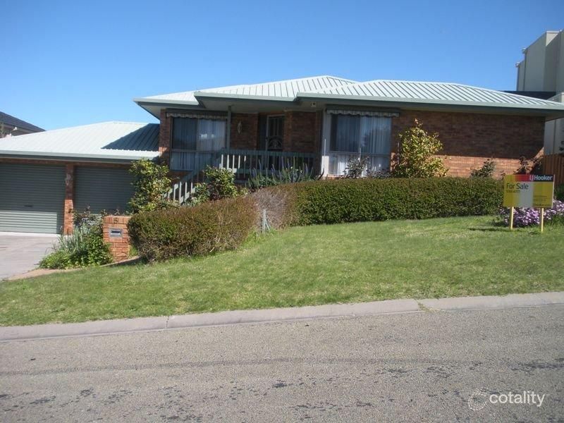 5 Highland Ct, Lakes Entrance, VIC 3909