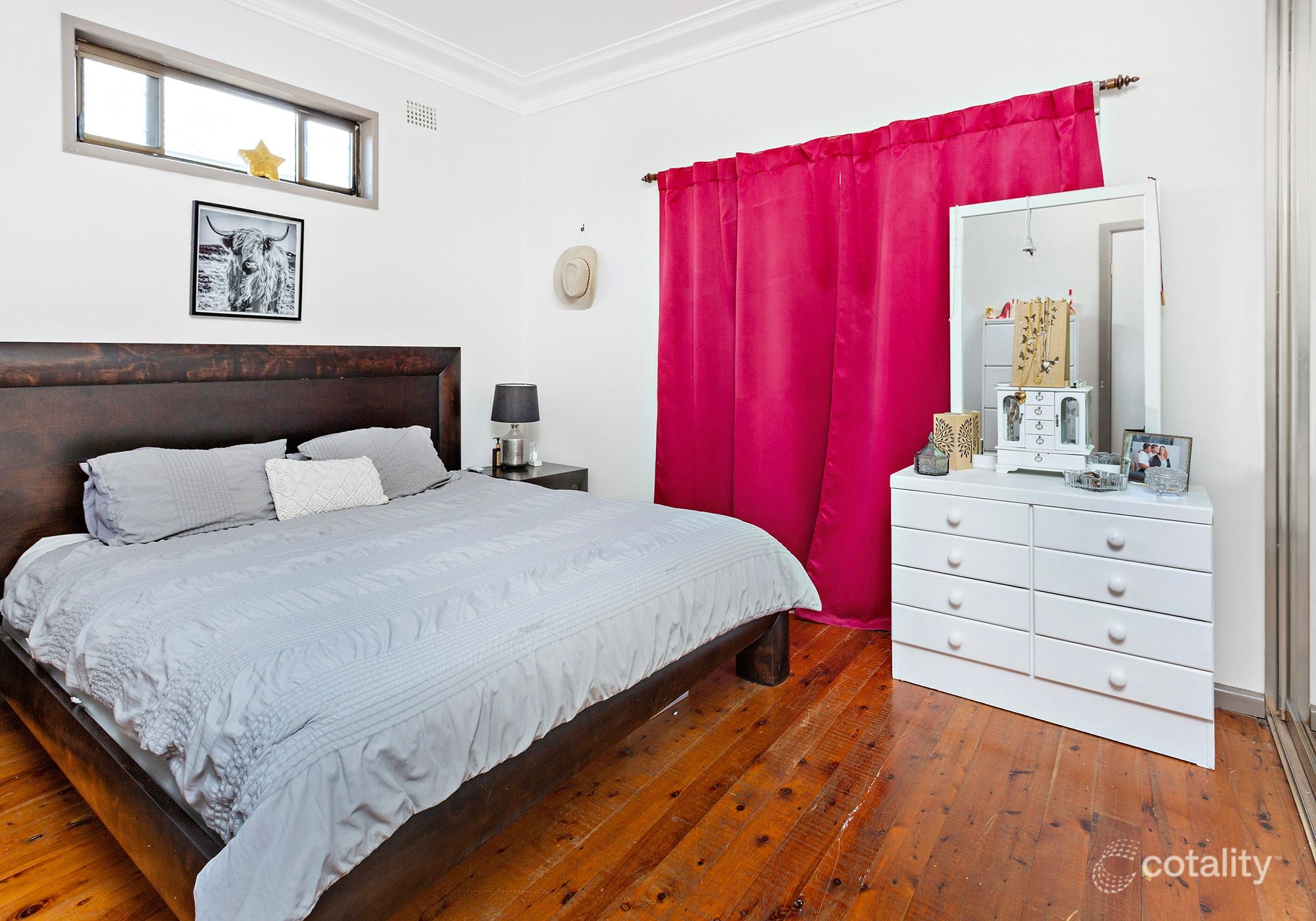 28 Central Ave, Oak Flats, NSW 2529