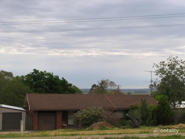 71 Toowoomba Rd, Oakey, QLD 4401