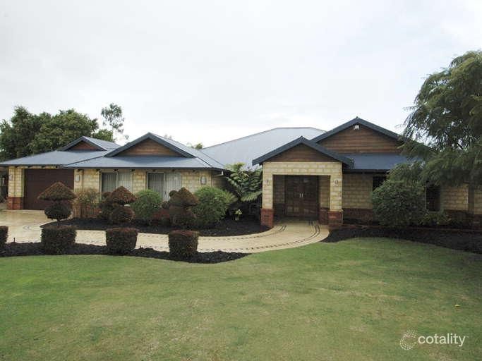 13 Chesham Mews, Canning Vale, WA 6155