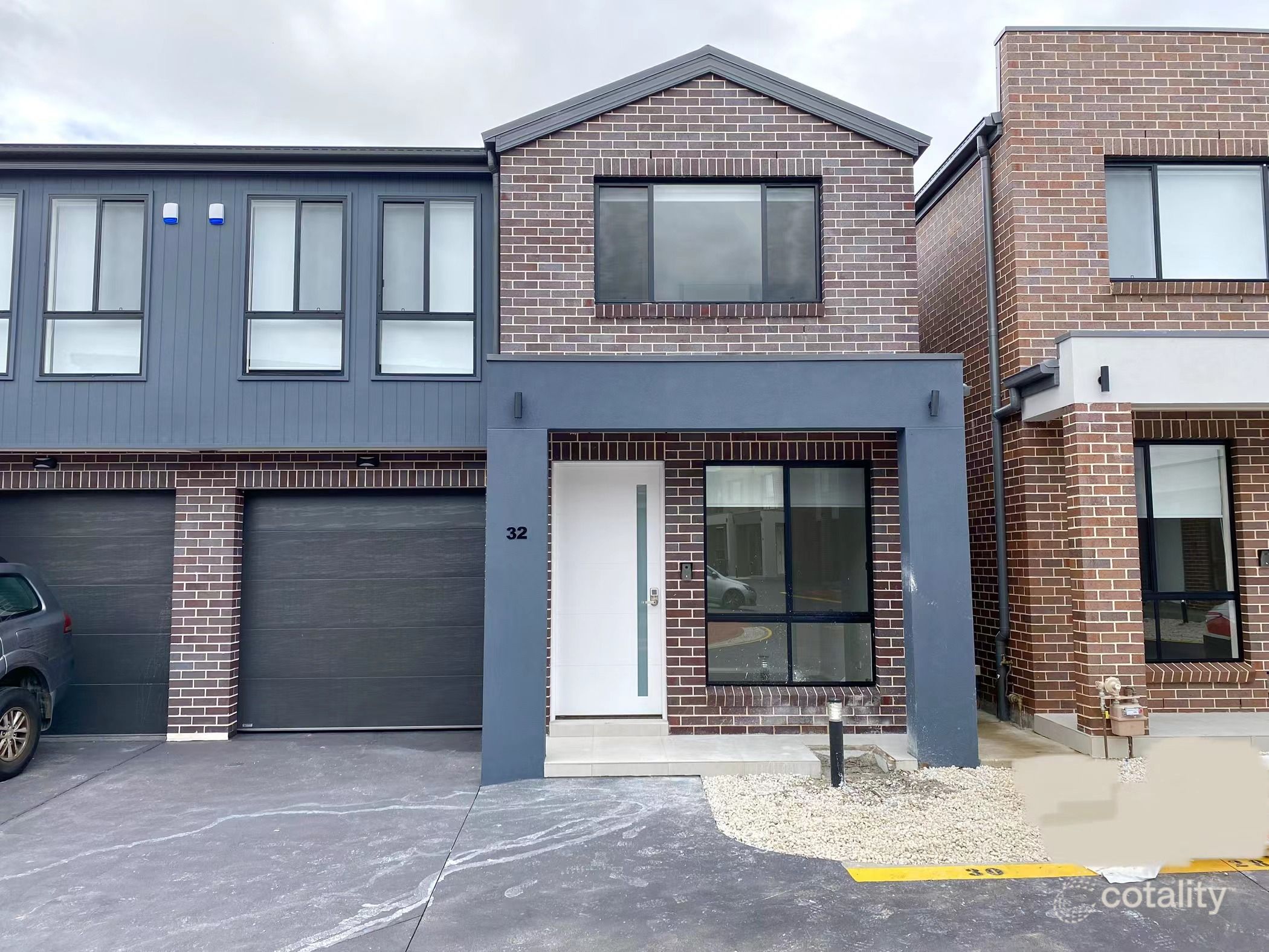 32 Hopwood Gld, Quakers Hill, NSW 2763
