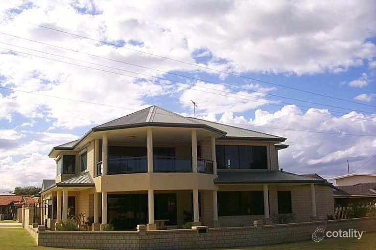166 Penguin Rd, Safety Bay, WA 6169