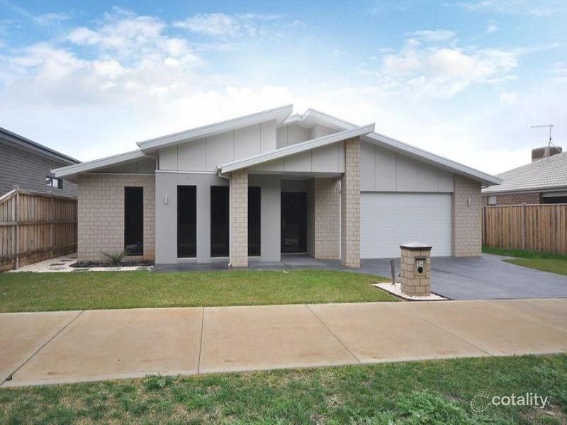 54 Mills Rd, Warragul, VIC 3820
