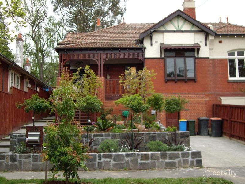 26 Dudley Pde, Canterbury, VIC 3126