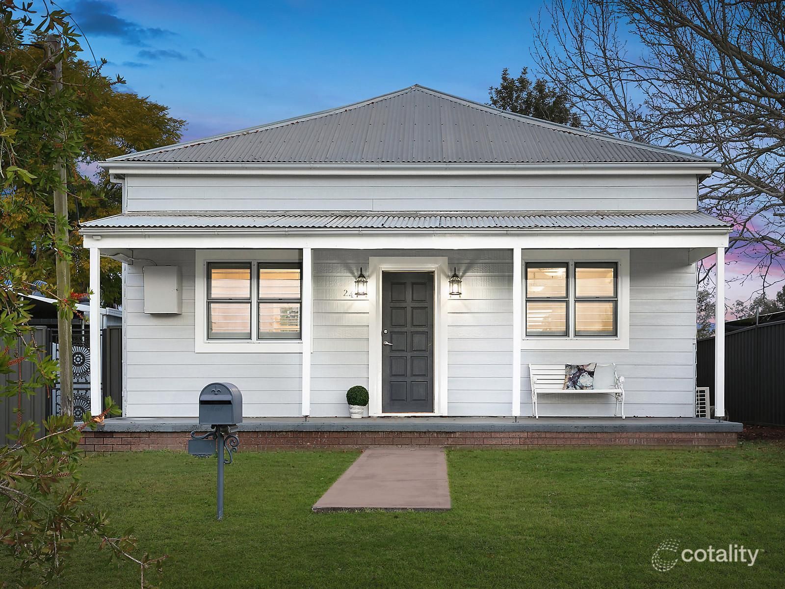 24 Melbourne St, Abermain, NSW 2326