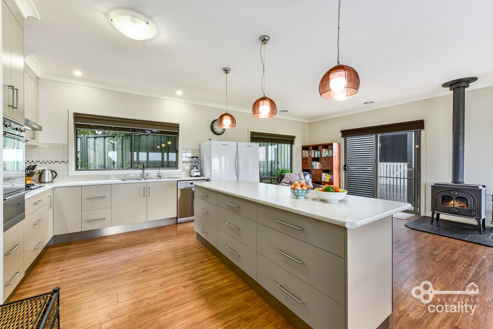 11 Sydney St, Nelson, VIC 3292