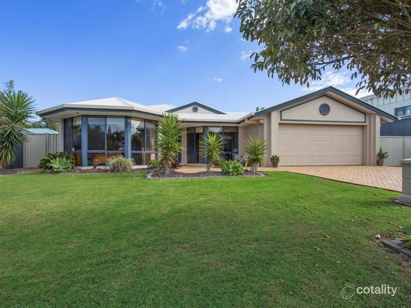 4 Edlundh Ct, Pelican Waters, QLD 4551