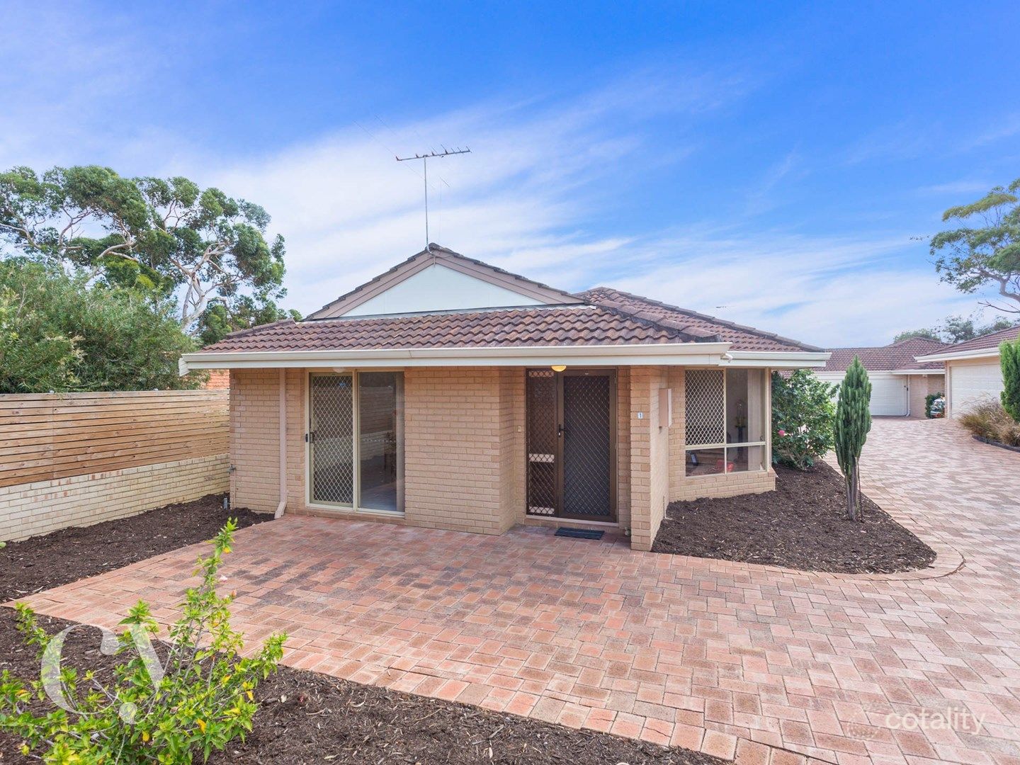 1/24 Samson St, Fremantle, WA 6160