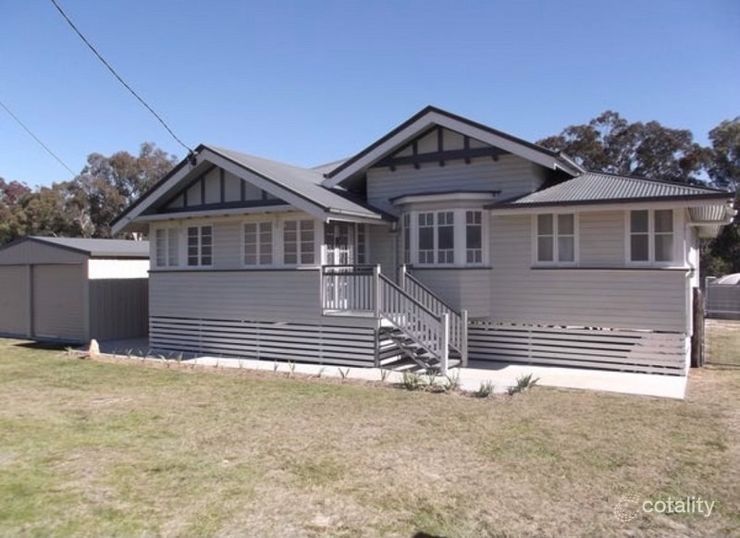 12 Glover St, Glen Aplin, QLD 4381