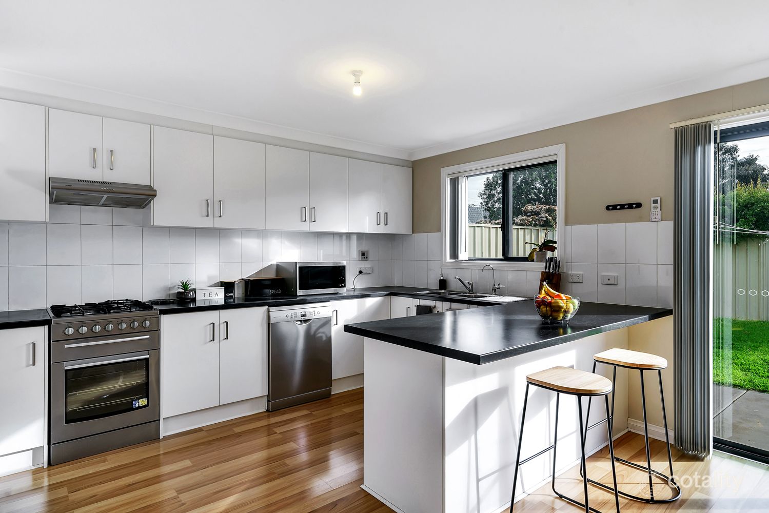 109 Nelson Rd, Valley View, SA 5093