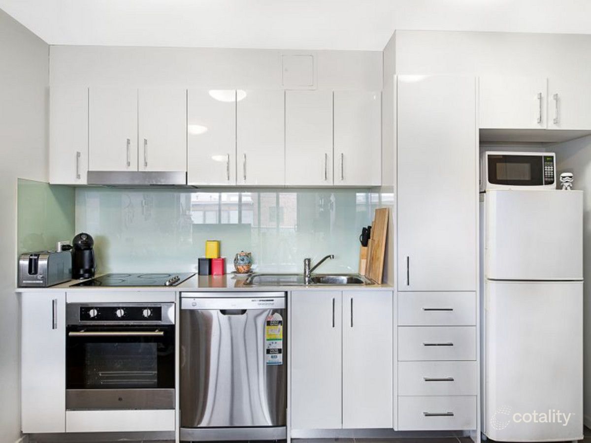 7/1110 Glen Huntly Rd, Glen Huntly, VIC 3163